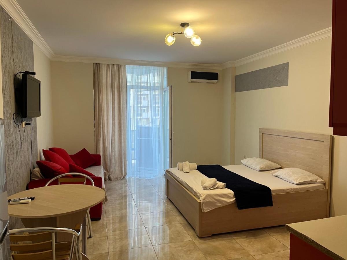 Orbi Apartamenti Batumi 15 B Otel Dış mekan fotoğraf